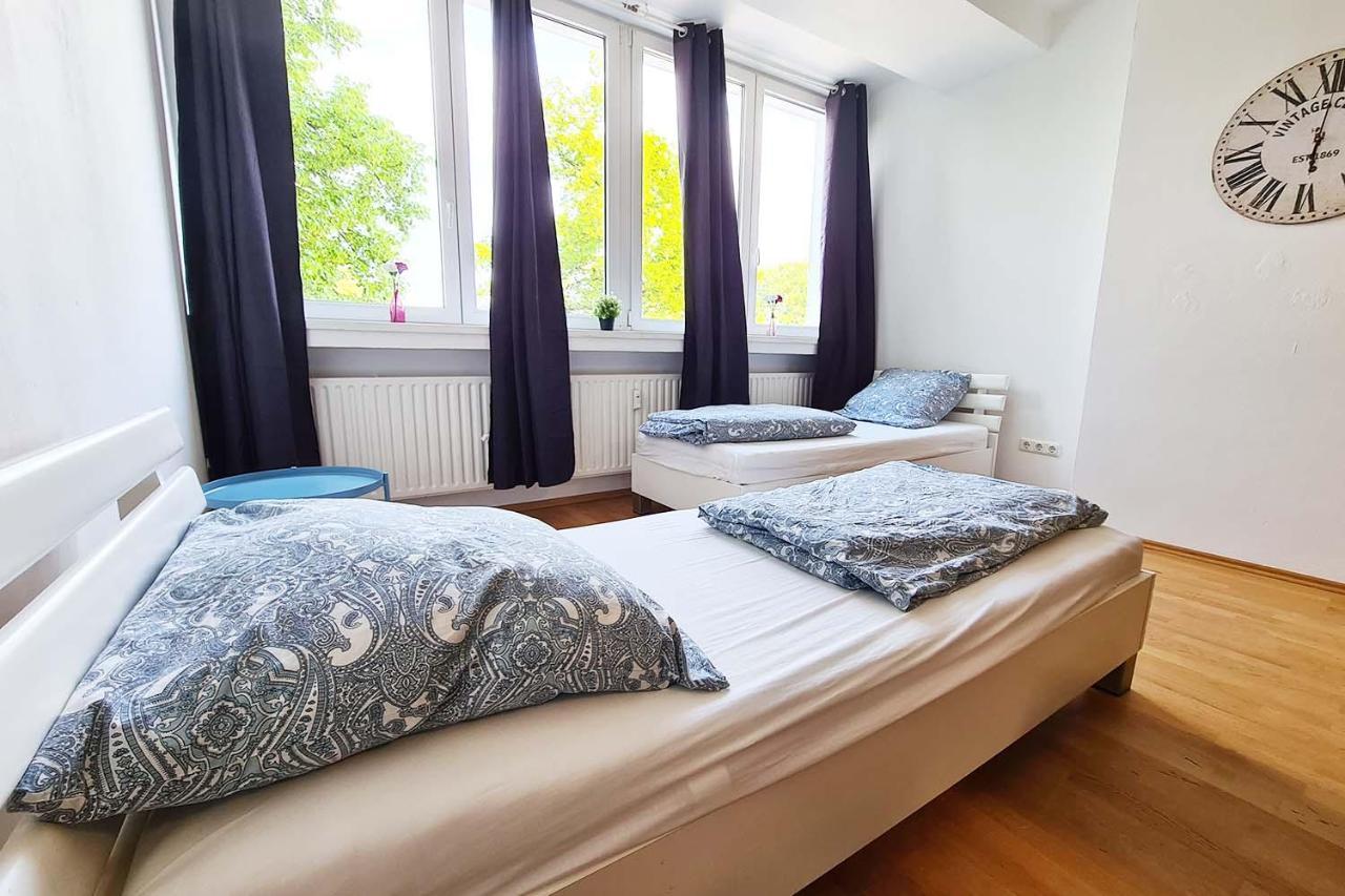 Langenfeld Apartment Luaran gambar